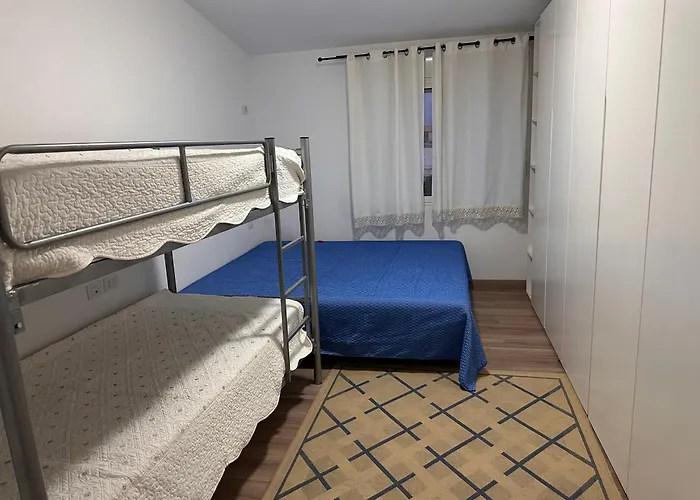 Det Golden Appartement Golem (Tirana)